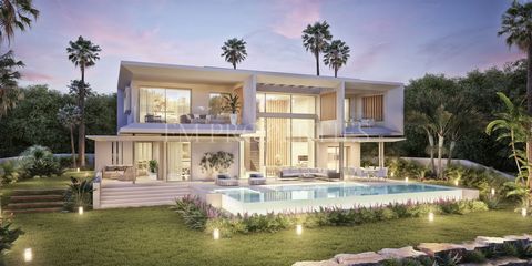 Villa te koop in Palo Alto, Ojen met 4 slaapkamers, 6 badkamers en heeft zwembad (privé), garage (privé) en tuin (privé). Deze woning heeft de volgende faciliteiten: privé terras, zoutwaterzwembad, dicht bij de stad, uitzicht op zee, uitzicht op de b...