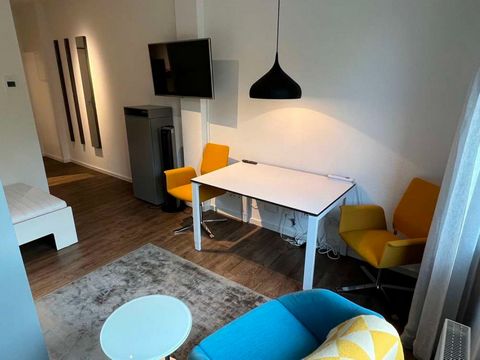 It's a beautiful studio located at Mannheims Main-Trainstation. It's really close to the city centre (5 min by foot). The apartment has a fully equiped kitchen. In the basement you have wasching maschines and a parking lot for bicycles. The bed is no...