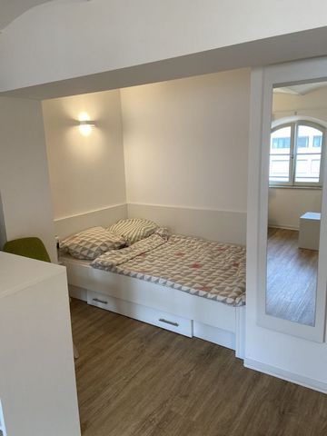 Great 1 room apartment - fully furnished & equipped! The apartment consists of a modern bathroom, a fully equipped fitted kitchen (including refrigerator and microwave). In the living/bedroom there is a 1,40m in a cosy niche, a dining/desk with 2 cha...