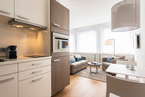 The fully equipped studio apartment is perfect for a carefree stay in Frankfurt. The kitchen has a stove and a microwave, a fridge and a coffee machine as well as a toaster. Pots, pans, crockery and cutlery complete the kitchen equipment. The studio ...