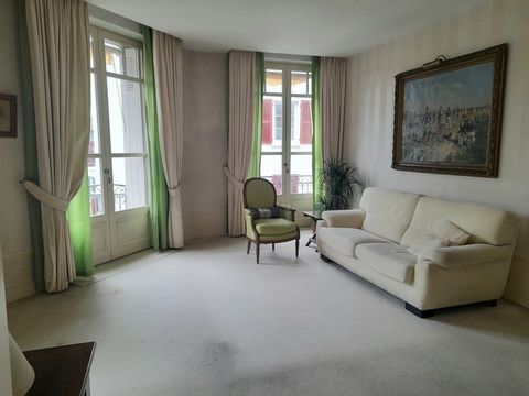 Dpt Pyrénées Atlantiques (64), à vendre SAINT JEAN DE LUZ appartement T4 de 85 m²
