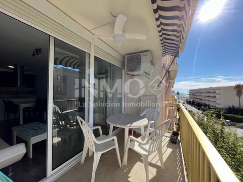 Renovated apartment about 100 meters from the sea in Horta de Santa Maria in Cambrils. The 60m2 apartment is distributed between two bedrooms, a bathroom, an open equipped kitchen and a living-dining room with access to a terrace with sea views. It i...