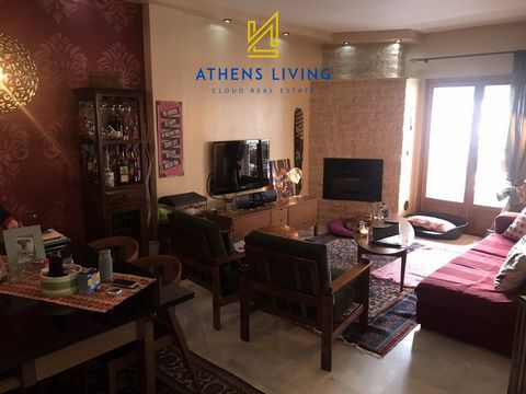 Apartment For sale, floor: 3rd, in Kalamaria. The Apartment is 118 sq.m.. It consists of: 3 bedrooms (1 Master), 1 bathrooms, 2 wc, 1 kitchens, 1 living rooms and it also has 1 parkings (1 Closed). The property was built in 1989 and it was renovated ...