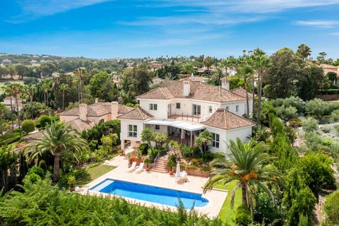Sotogrande Alto – Sea & Golf Views This charming, modern villa is located in the upper part of Sotogrande Alto and has a fantastic view to the golf course and the sea. On the ground floor is the spacious living room with adjoining TV room/office, whi...
