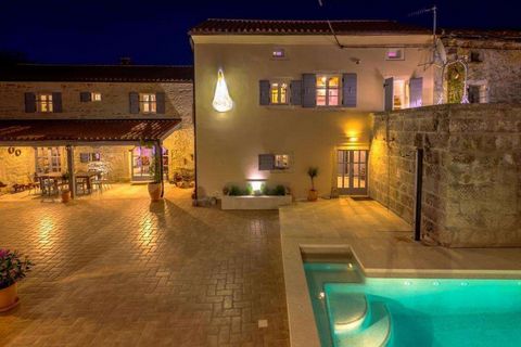 Magnificent renovated Istrian stone villa for sale, Rovinj area     On the west coast of the Istrian peninsula, Rovinj is a Croatian fishing port. The historic town is situated on a headland, with buildings packed tightly along the shore. The top of ...