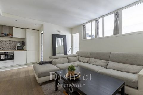 This bright and peaceful apartment in good condition is on the 3rd floor of a luxurious mid 20th century building with a lift located near Porte de Saint Cloud. West-facing and enjoying an open view, it includes a double living/reception room, a kitc...