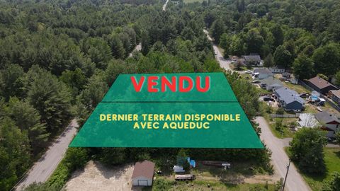 Last Chance! Unique Land with Water Supply for Sale in Sainte-Julienne!/n/rSeize the opportunity to make your construction project a reality with this exclusive wooded land spanning 17,126 square feet. Perfect for building a detached single-family ho...