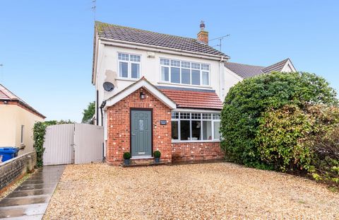 A well-proportioned 3 bedroom detached family home offering flexible living accommodation set over two floors. The property is finished to a good standard throughout and benefits from a fantastic open plan ground floor layout, with 2 large double bed...