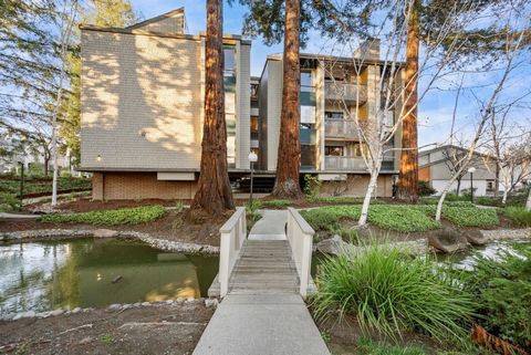 Experience Silicon Valley luxury in this sophisticated 2-bedroom, 2-bathroom condo, spanning over 1,100 sq. ft. in the sought-after Old Mill community, renowned for its TOP RATED Los Altos schools. This stunning residence sits on the top floor and fe...