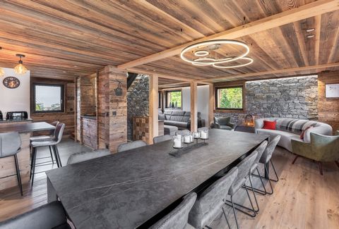 Located between Demi-Quartier and Combloux, this magnificent new chalet boasts top-of-the-range features and meticulous finishing touches. With a total surface area of around 216 m2 and built over three levels, the chalet has 5 bedrooms, 3 of which a...