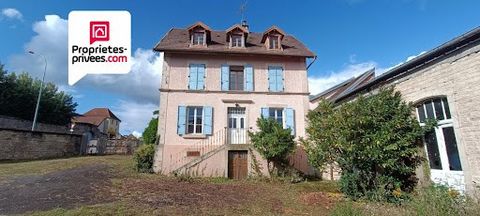 A découvrir à Luxeuil-Les-Bains, ville thermale et touristique, cette grande maison bourgeoise située à deux pas du centre ville. A proximité des écoles et de toutes les commodités, son emplacement est idéal ! Belle maison familiale de caractère sur ...