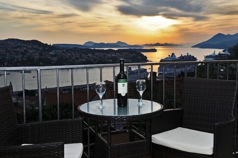 Nika Family Apartments are situated in a quiet neighborhood near Dubrovnik's Main Bus Station and Ferry Port, connecting the mainland with various Dalmatian islands. Apartment's location is perfect for getting to know undiscovered areas of Dubrovnik....