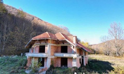 Agence SUPRIMMO : ... opportunité d’investissement au cœur de Ribaritsa, peut-être le village le plus célèbre de Bulgarie. Cette magnifique propriété située dans un emplacement privilégié et à proximité d’une rivière offre des opportunités à la fois ...