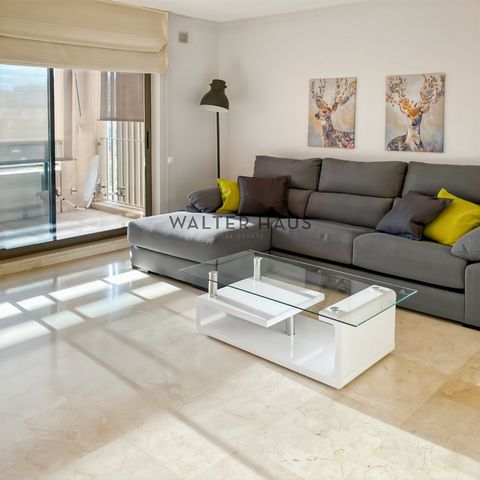 SEASONAL RENTAL FOR LEISURE, VACATION, RECREATIONAL OR CULTURAL PURPOSES (CONTESTS, CONFERENCES, FAIRS, FESTIVALS, ETC.). Spectacular 70 m2 apartment for rent, in a complex with swimming pool, paddle court and Gym in Diagonal Mar. The house has 2 bed...