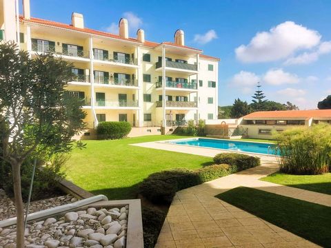 T1 with balcony overlooking Golf and Serra de Sintra Located in Quinta da Beloura, on Rua das Sesmarias next to the Hotel Pestana Beloura Golf, it is a very calm and relaxing area, in a gated community with concierge, gym, swimming pool, sauna, party...