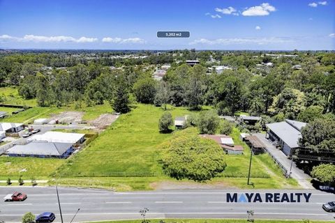 Welcome to paradise in Bridgeman Downs 141 Ridley Road, tucked away in this prestigious suburb, a hidden gem that is waiting to be developed. This unique opportunity proudly presented to you by ARUN CHHIKARA TEAM from Maya Realty who will be assistin...