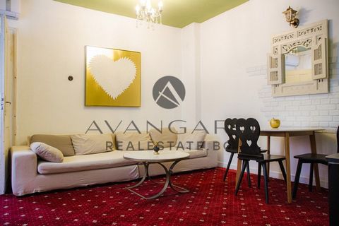 of.21871 TOP LOCATION! FULLY FURNISHED LUXURY! FREE PARKING IN THE YARD! We offer you a spacious FLOOR OF A HOUSE AFTER major renovation + GROUND FLOOR (OFFICE) in one of the most preferred areas for living in Plovdiv. The property has the following ...