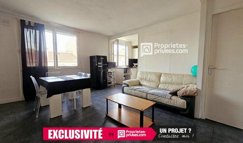 Perpignan, venez découvrir ce T2 de 45 m² (43.50 m² LOI CARREZ) situé dans une petite copropriété sur le boulevard Aristide Briand, au 3e étage , Il se compose d'un salon-séjour de plus de 20m², d'une cuisine ouverte aménagée avec un cellier, d'une g...