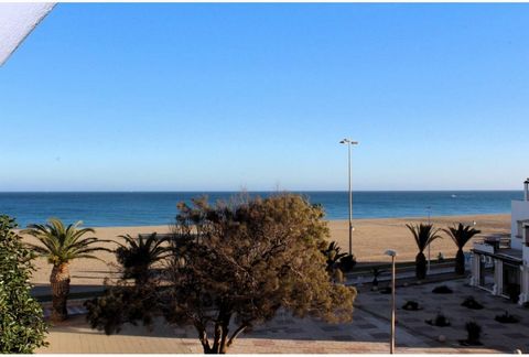 Entdecken Sie Ihre Oase am Meer! Dieses spektakuläre Strandapartment in der exklusiven Anlage Los Cisnes bietet Ihnen ein einzigartiges Wohnerlebnis. Stellen Sie sich vor, Sie wachen jeden Morgen mit direktem Blick auf das Meer von der Terrasse Ihres...