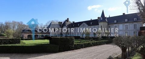 Zwischen Rouen und Deauville wird Sie dieses prächtige Schloss aus dem 15. Jahrhundert mit seinem Charme, seiner außergewöhnlich ruhigen Umgebung, dem schnellen Zugang zur A13 und 30 Minuten von Deauville entfernt verführen. Dieses Anwesen umfasst 2 ...