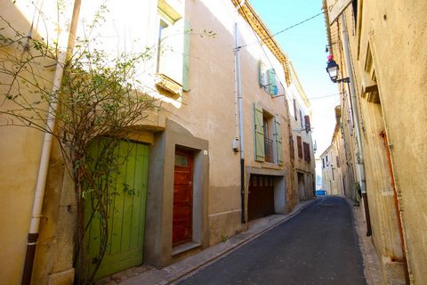 Maison Familiale avec cour jardin au Cur Historique de Murviel-lès-Béziers