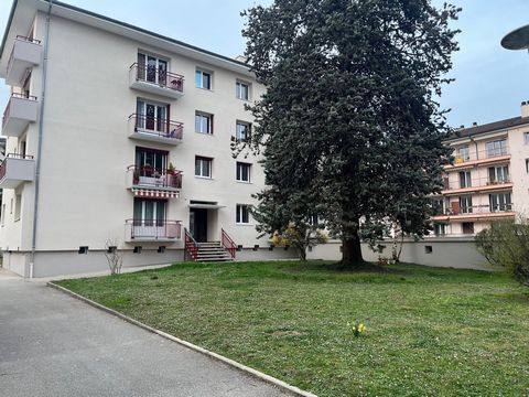 Appartement et résidence rénovés à Annecy Le Vieux