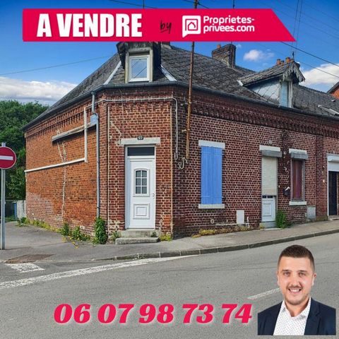 Nouveauté Benjamin Propriétés Privées ! à Hirson, découvrez cette maison de 66m2 composée d'un séjour, une cuisine, une salle de bain avec WC refaite à neuve, à l'étage 2 chambres avec petit jardin. Prix : 33990 euros honoraires inclus, dont 3990 eur...