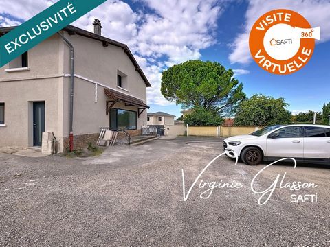 Grand local commercial avec vitrine et grande surface