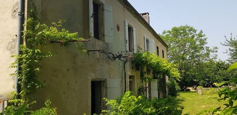 MAISON DE VILLAGE AU CHARME INDENIABLE