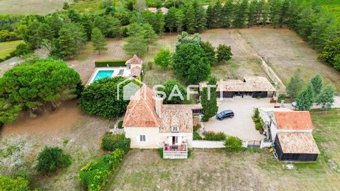 Manoir du XVe Siècle d'Exception au sein de son Domaine de 2 Hectares