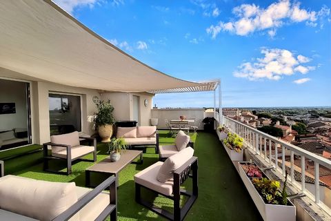 Luxueux Duplex avec Vue Panoramique sur Béziers, Dernier étage & Ascenseur Privé