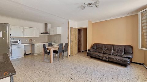 Maison de village de 104 m² avec garage et possibilité d'extérieur