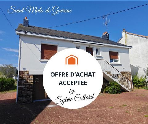 Maison au cœur du bourg avec grand terrain et dépendances