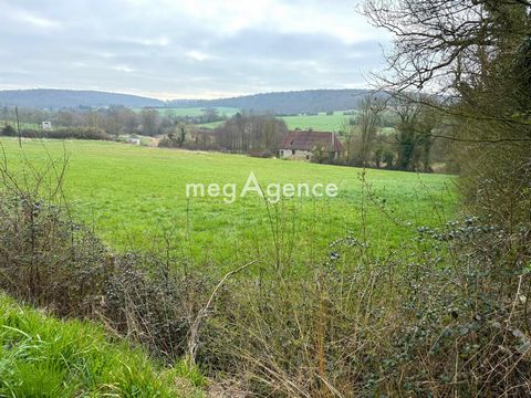 Terrain constructible de 1602 m²