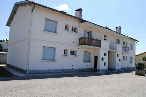 Immeuble 4 appartements fort potentiel.