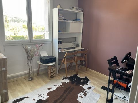 Exclusivité Appartement T4 dans résidence proche du centre ville !
