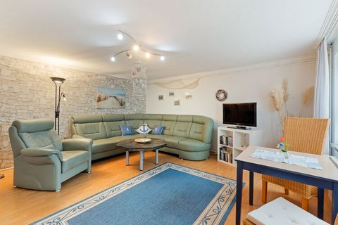 This 1-bedroom apartment in Wismar comes with a heating and shared garden for a comfortbale holiday. It is perfect for a family of 3 with children to stay. The sea is at 6 km and you can enjoy sea view from the pier. Long walks, biking, and hiking ca...