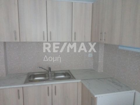 Property Code: 25311-8935 - Apartment FOR SALE in Volos Center for €105.000 . This 64 sq. m. Apartment is on the 1 st floor and features 1 Bedroom, an open-plan kitchen/living room, bathroom . The property also boasts Heating system: Air conditioner,...