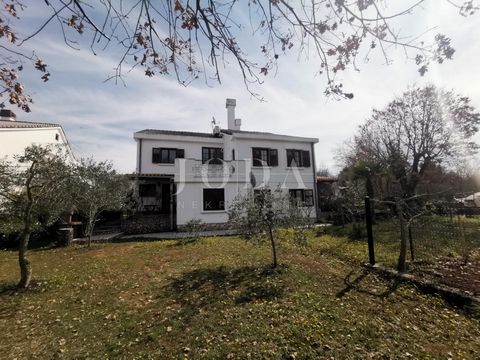 Location: Primorsko-goranska županija, Omišalj, Njivice. ID CODE: 4704 Stjepan Vrsalović, mag.oec. Agent s licencom Mob: 0914848887 Tel: 051 403 771 E-mail: stjepan@joda-nekretnine.hr www.joda-nekretnine.hr