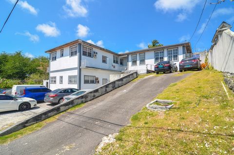 This wonderful multi-family building is located on an elevated slope, providing stunning views of the surrounding neighborhood. With a total of 5 units, this property offers a variety of rental options, including four 1 bedroom / 1 bathroom units, on...
