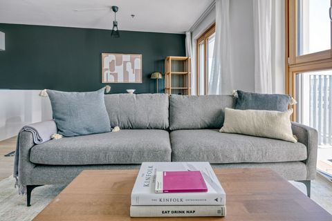 For stays longer than 1 month, we offer custom pricing. Please reach out for an exact quote! Discover the best of Vienna, with this modern apartment in a great location. It’ll be easy to simply show up and start living in this fashionably furnished a...