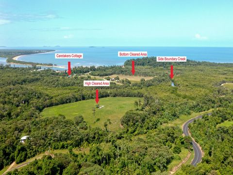 Bienvenue au paradis! Cette propriété d’environ 88 acres est idéalement située à environ 12 kilomètres de la magnifique plage de Mission. Située à mi-chemin entre Townsville et Cairns, Mission Beach est composée de quatre villages balnéaires reliés p...