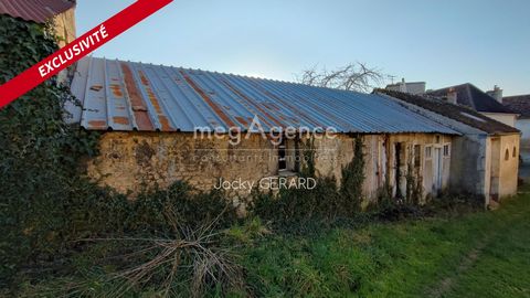 You want to rehabilitate a building into a home! I offer you this old building with a footprint of 44 m², quietly located in the town of Falaise 
