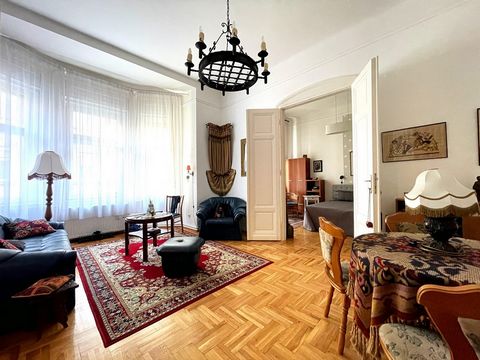 A few blocks from the New York Café in Budapest 7th district on Dohany Street, street view, classic bourgeois living room + 2-bedroom, large kitchen, 84 sqm bourgeois apartment on the 1st floor is for sale! An interesting feature of the condominium b...