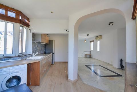 Located in Mijas Golf. Here we present this beautiful apartment in Mijas Golf, located in the town of Mijas, in the prestigious area of Mijas Golf there is an urbanization that stands out, Hoyo 16, its common areas that are dreamlike, with beautiful ...