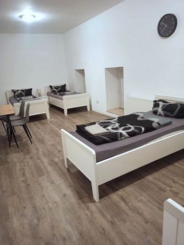 These apartments are fully equipped and specially designed for assemblers to provide them with a particularly pleasant stay. Each studio has: Satellite-TV, free Wi-Fi, a washing machine, fully equipped kitchens and a private bathroom. Moreover, you c...