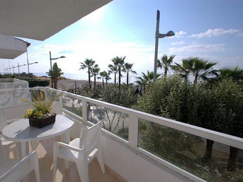 This apartment is situated in a quiet urbanization close to all local amenities, including minimarkets, hairdressers and a variety of different businesses. The N340 provides good access to the other coastal cities such as Malaga and Nerja and there i...