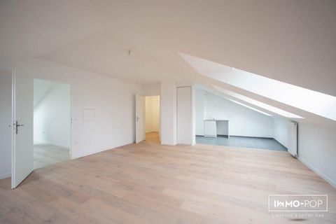 Immo-pop, the fixed price real estate agency offers you this apartment in a recent building Type 3 of 104 m2 on the ground (60m2 carrez), oriented North / West in Vaujours (Allée Jules Ferry), close to shops, schools (college and high school within w...