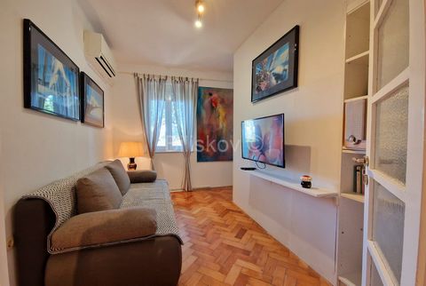 www.biliskov.com  ID: 14033 River, Pećine A beautifully furnished two-room apartment with a total area of 44.72 m2 is located on the ground floor of a building built in 1964. The apartment consists of a hallway, open-space kitchen and dining room, ba...