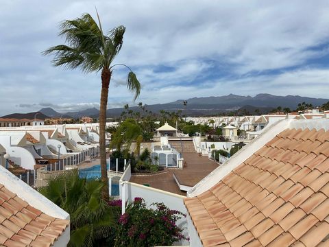 * BUNGALOW FOR SALE IN THE PALMS COMPLEX, GOLF DEL SUR. A two-bedroom, two-bathroom bungalow for sale in The Palms complex, Golf del Sur. It has a spacious living room, terrace and solarium with mountain views. Very well maintained. Residential with ...